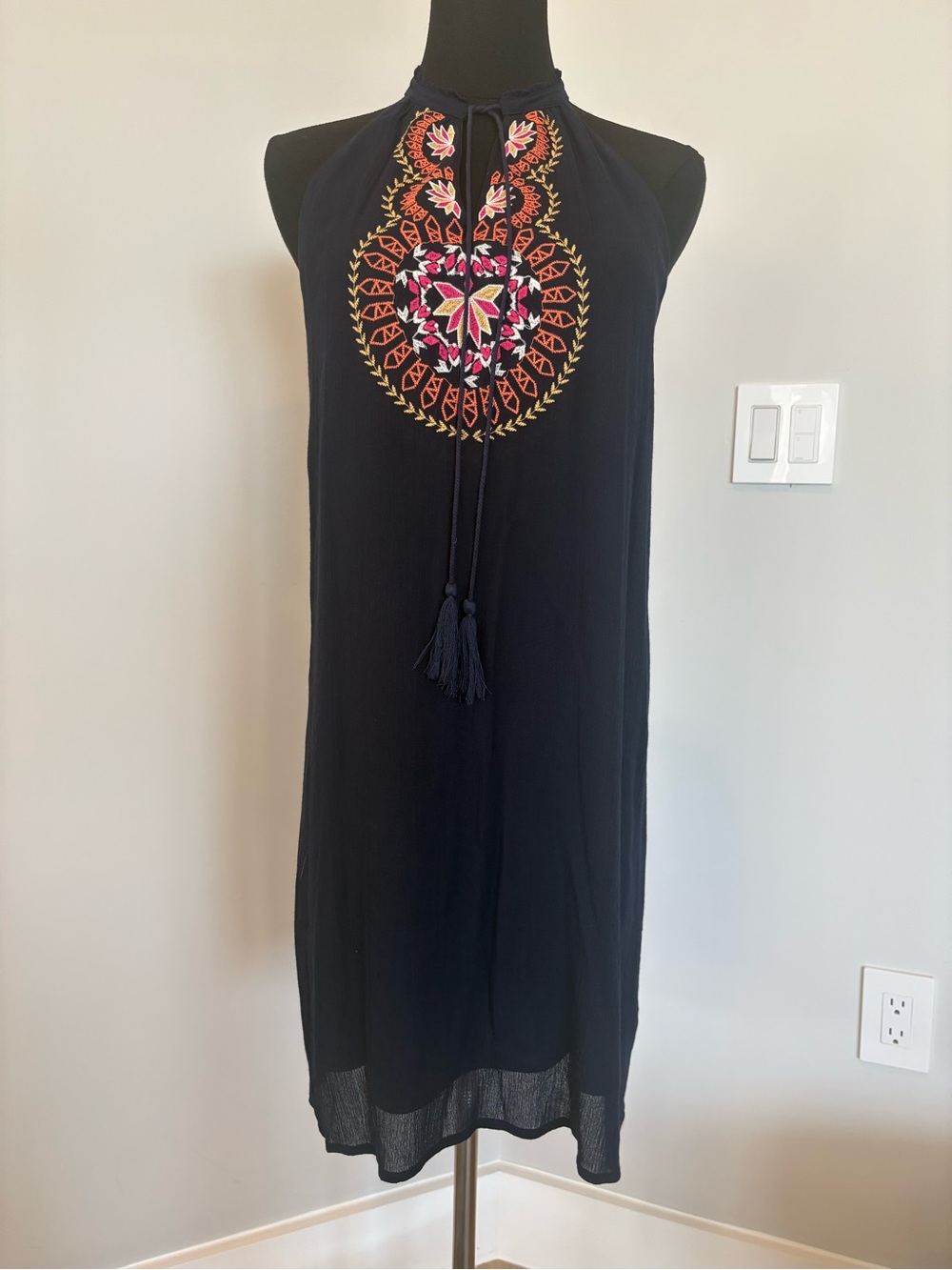 THML Navy Blue Embroidered Sleeveless Shift Dress Size M